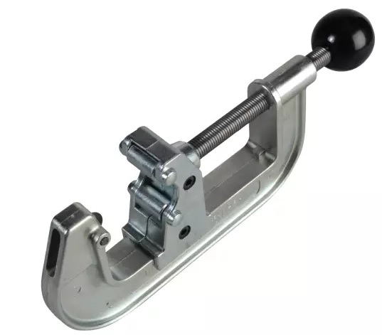 TC3   PIPE CUTTER MONUMENT