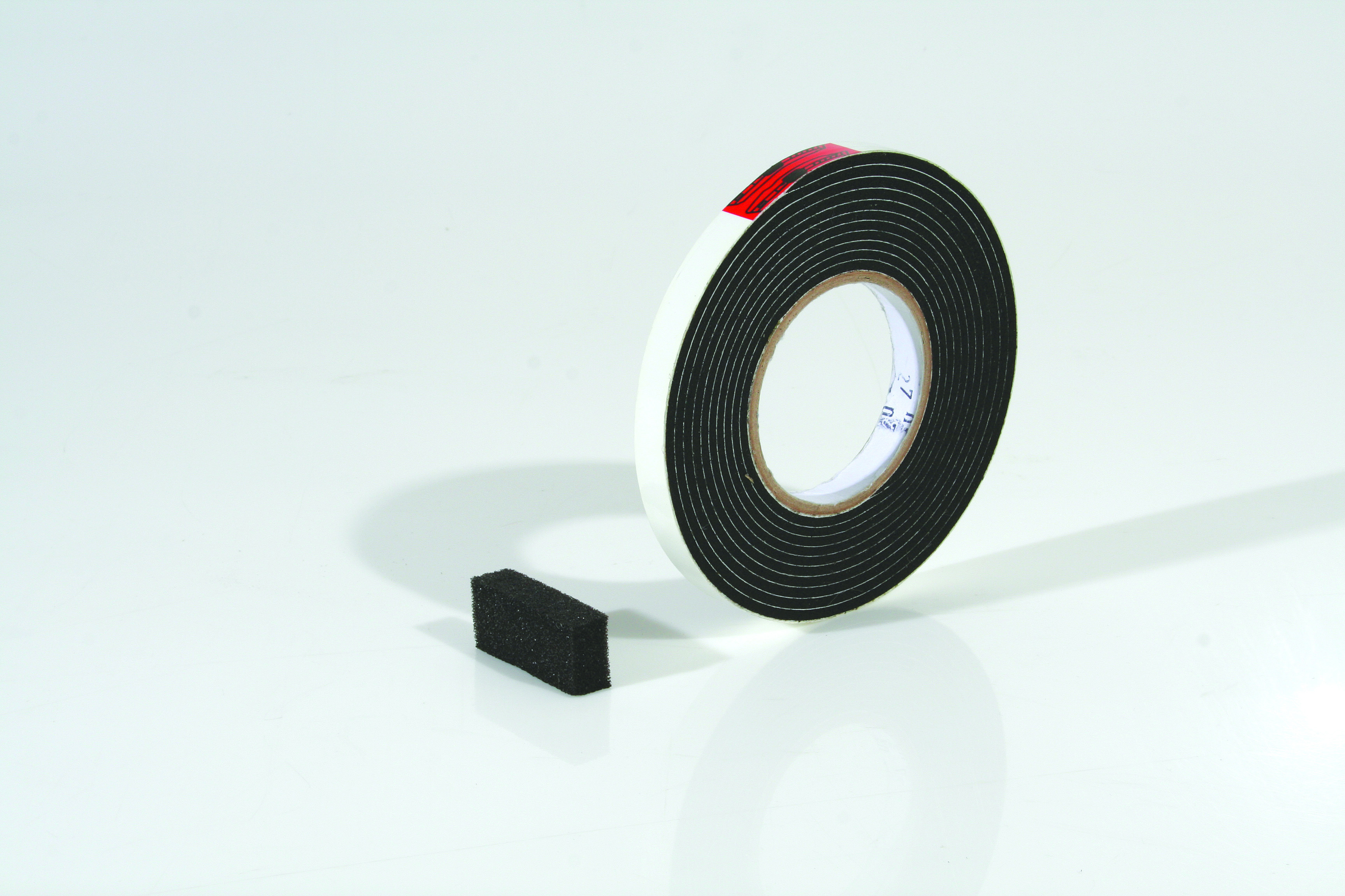 Expandex Foam Tape(Expands 5-25mm) 6.6mtr Roll - 20mm Wide