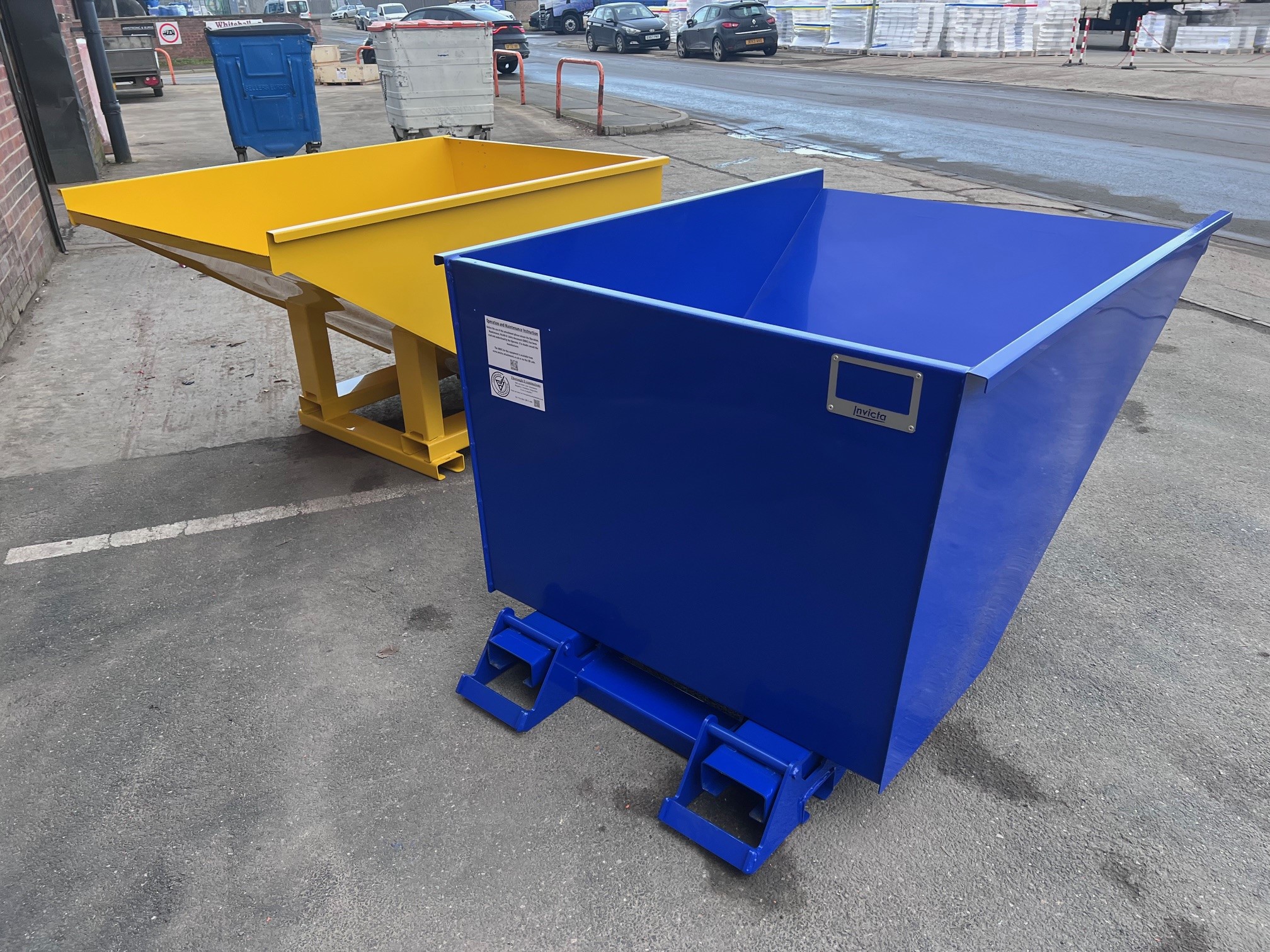 Auto-Lok Tipping Skip  (BLUE) 2000KG