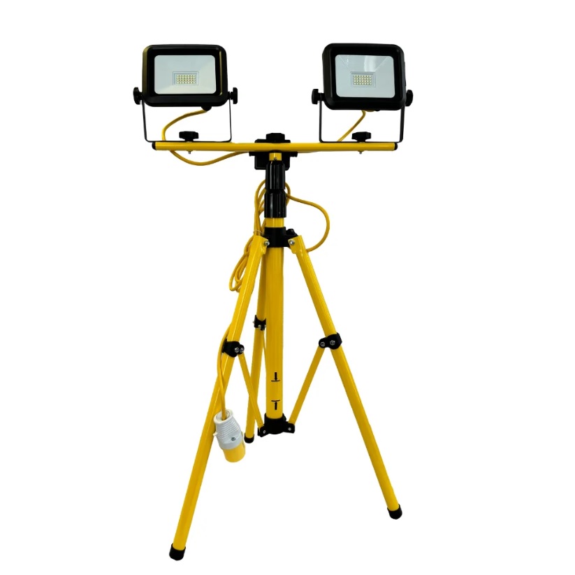 LED Twin Head Tripod Site Light 110v (2 x 20W)