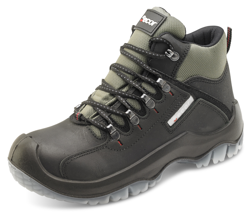 Click Traders TRAXION Boot Black